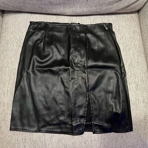 Windsor Black Faux Leather Mini Skirt
